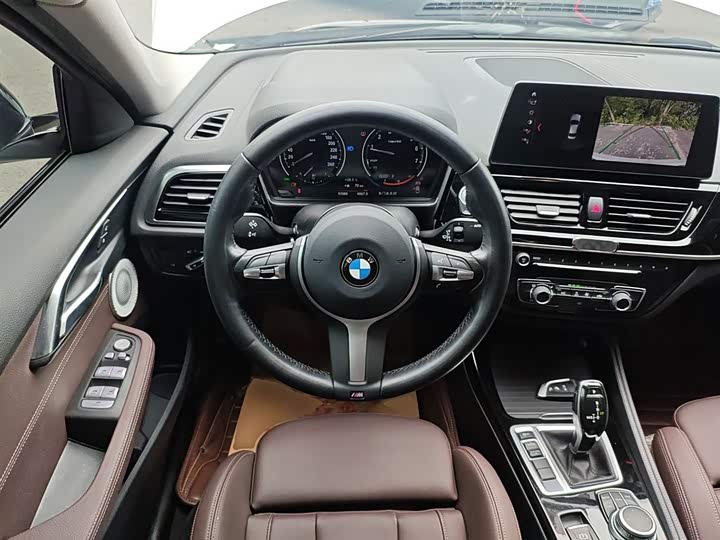 Фото 11 - BMW 1 Series