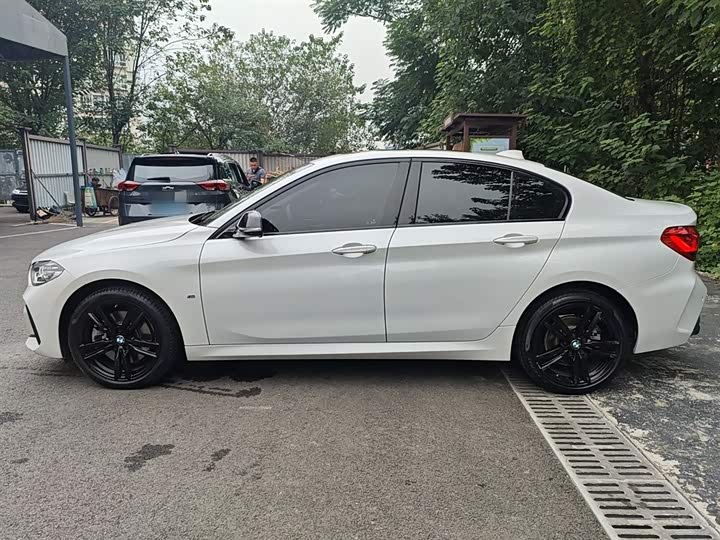 Фото 5 - BMW 1 Series