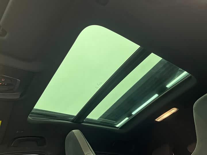 Фото 19 - BMW X2