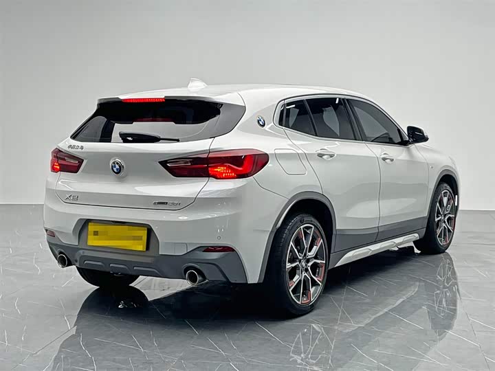 Фото 6 - BMW X2