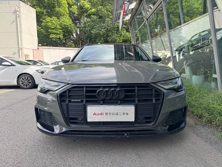 Фото 2 - Audi A6