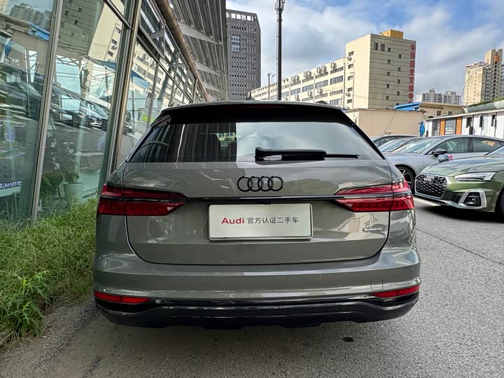 Фото 6 - Audi A6