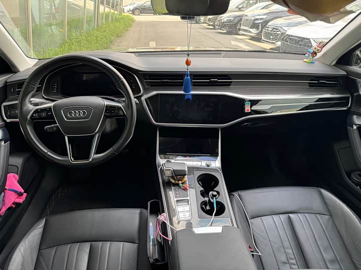 Фото 8 - Audi A6