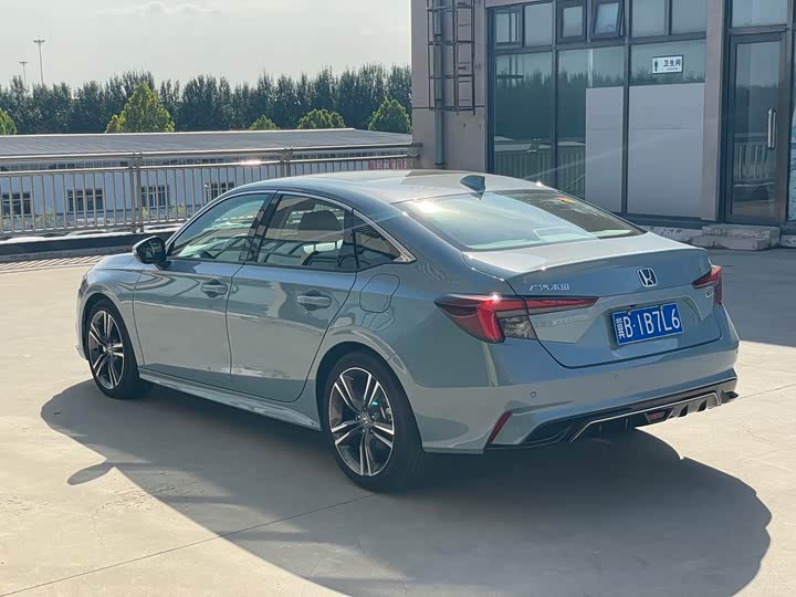 Фото 7 - Honda Integra