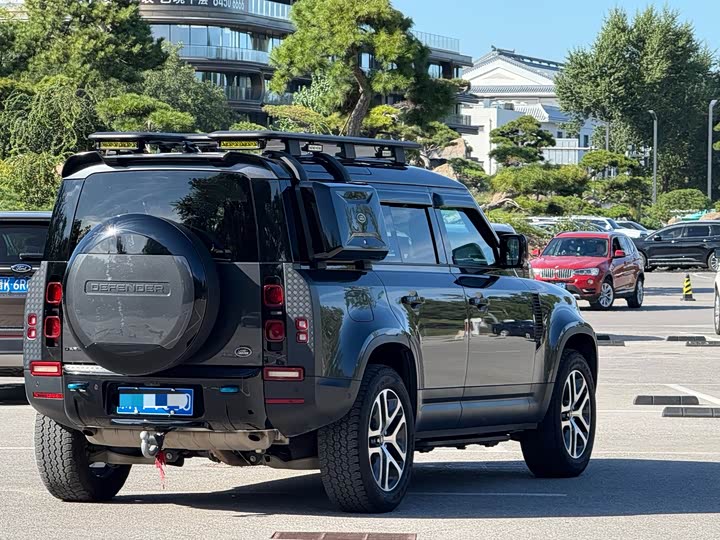 Фото 21 - Land Rover Defender