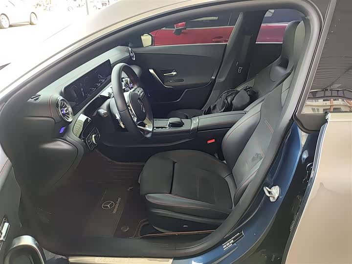 Фото 15 - Mercedes-Benz CLA-Class