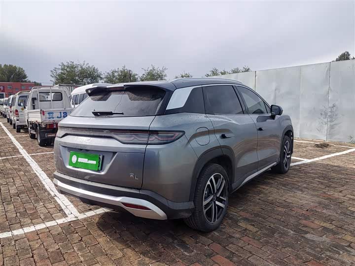 Фото 9 - BYD Song L DM-i Hybrid