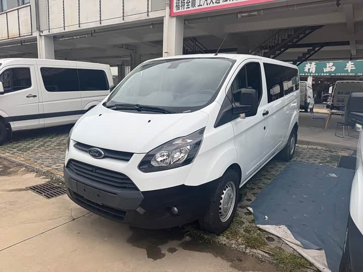 Фото 1 - Ford Transit