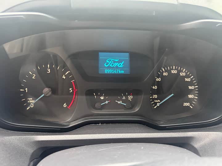 Фото 11 - Ford Transit