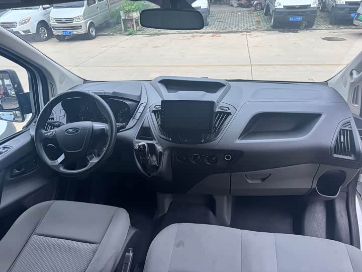 Фото 6 - Ford Transit