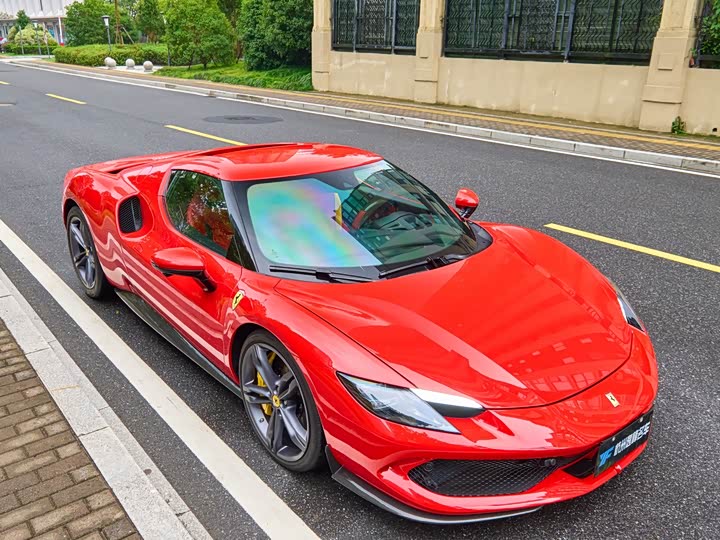 Photo 10 - Ferrari 296