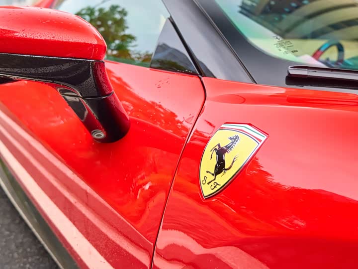 Photo 13 - Ferrari 296