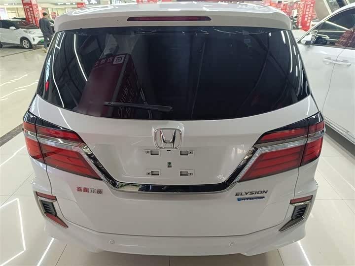 Фото 13 - Honda Elysion