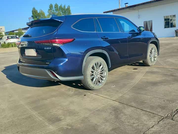 Фото 5 - Toyota Highlander