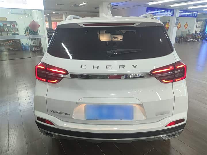 Фото 6 - Chery Tiggo 5x