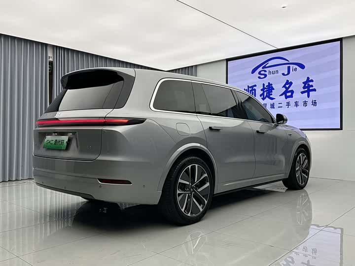 Фото 22 - LiXiang L9