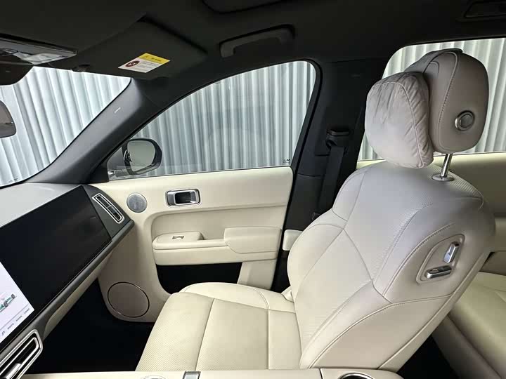 Фото 9 - LiXiang L9