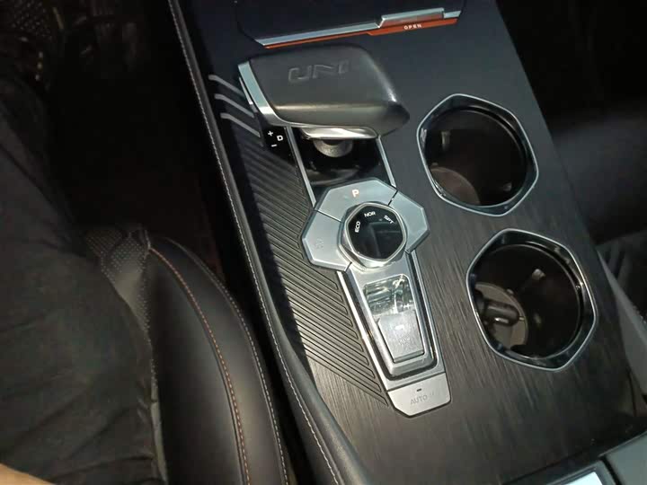 Фото 14 - Changan UNI-K