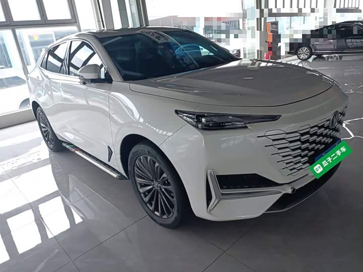 Фото 4 - Changan UNI-K