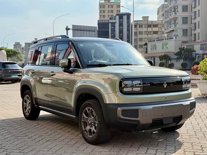 Фото 3 - Baojun Yep Plus