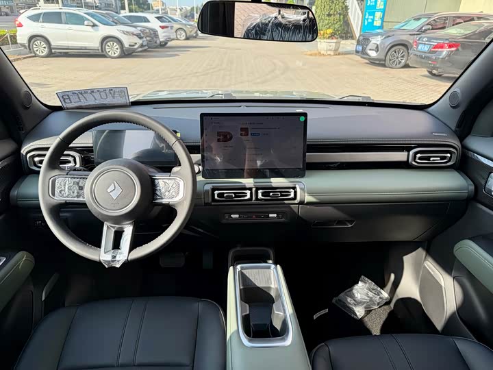 Фото 4 - Baojun Yep Plus