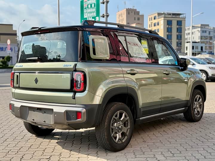 Фото 8 - Baojun Yep Plus