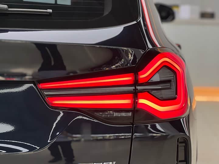 Фото 18 - BMW X3