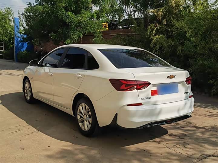 Фото 5 - Chevrolet Monza