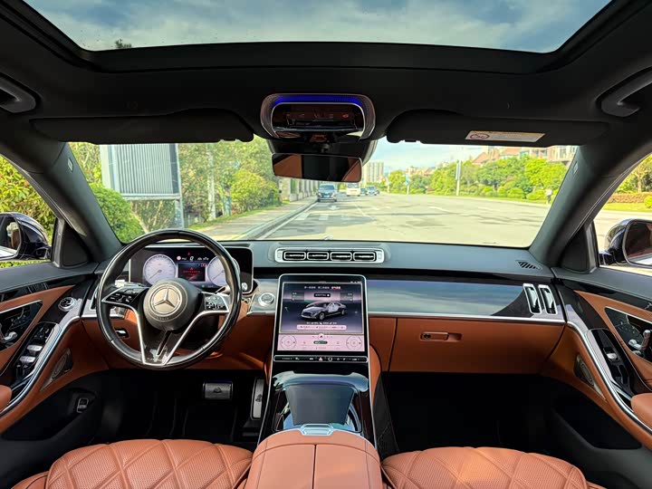 Фото 14 - Mercedes-Benz Maybach S-Class