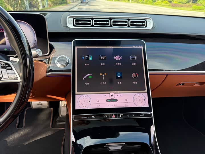 Фото 15 - Mercedes-Benz Maybach S-Class