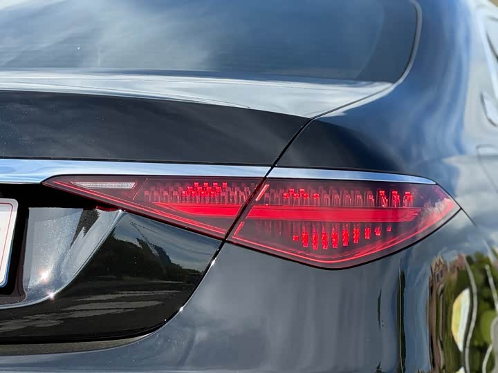 Фото 27 - Mercedes-Benz Maybach S-Class