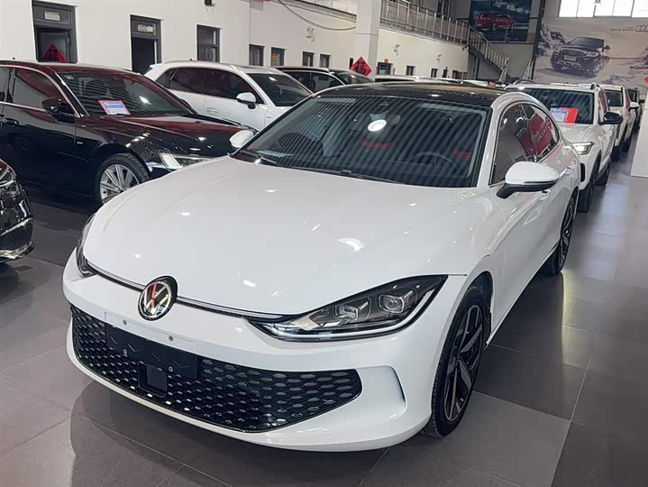 Фото 13 - Volkswagen Lamando L