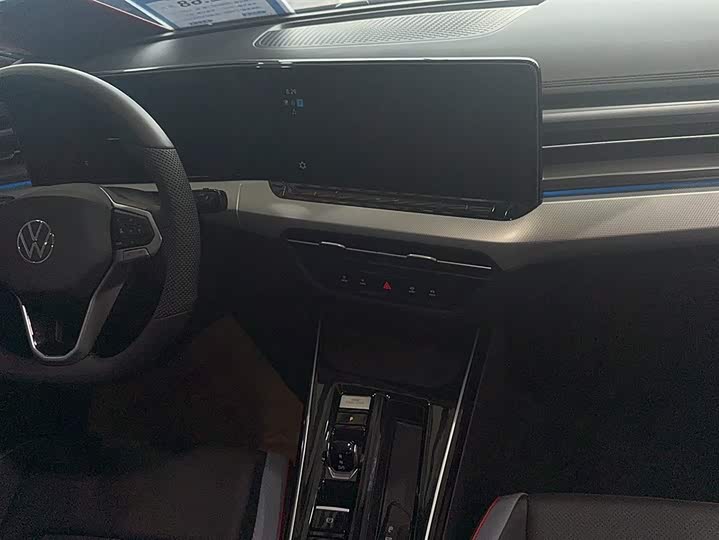 Фото 7 - Volkswagen Lamando L