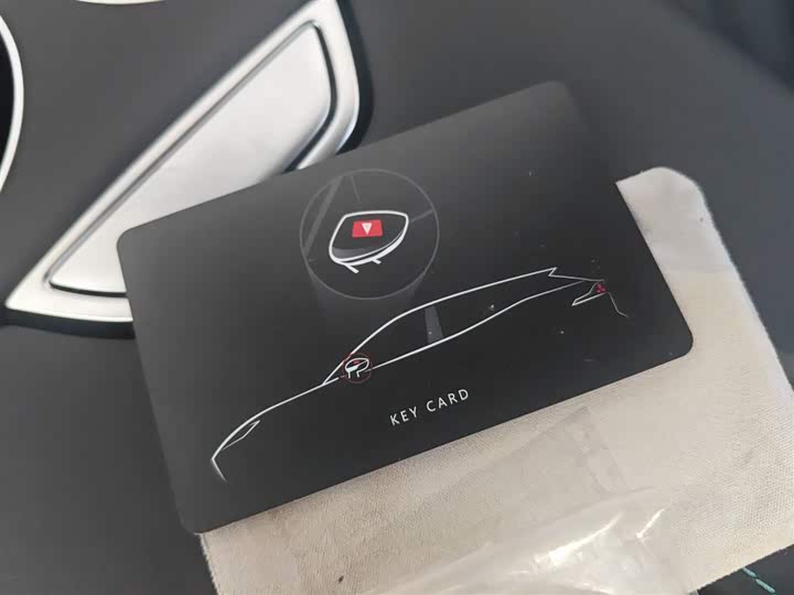 Фото 9 - Changan Deepal SL03