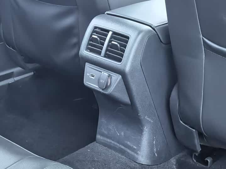 Фото 12 - Jetta VS7