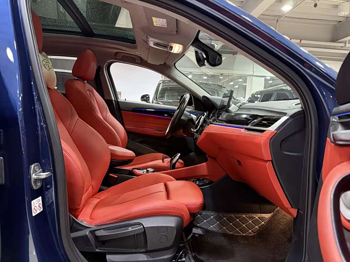 Фото 10 - BMW X2