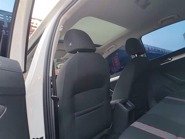 Фото 13 - Volkswagen Lamando L