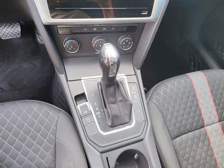 Фото 15 - Volkswagen Lamando L