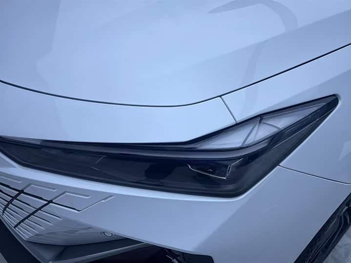 Фото 5 - Changan UNI-V