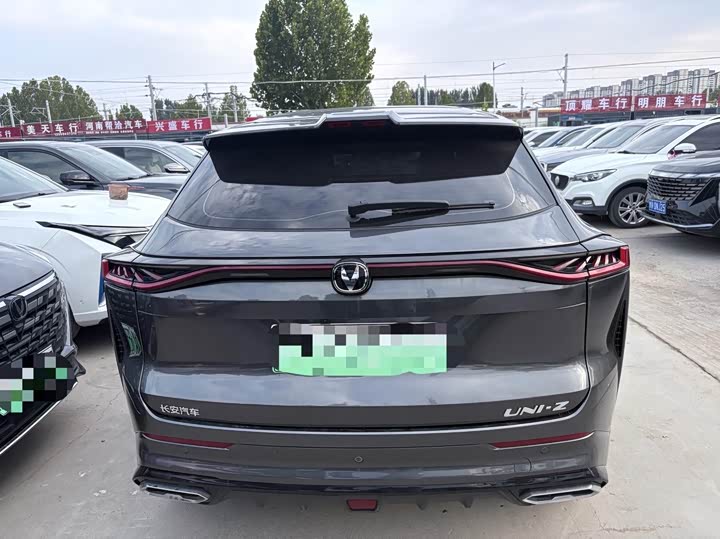 Фото 5 - Changan UNI-Z Hybrid