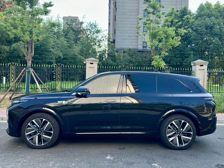 Фото 3 - LiXiang L7