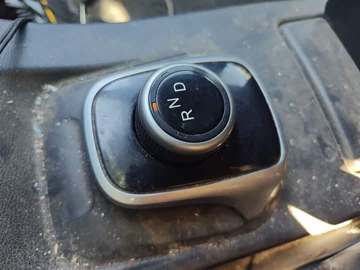 Фото 7 - Dongfeng Forthing Lingzhi M5 EV