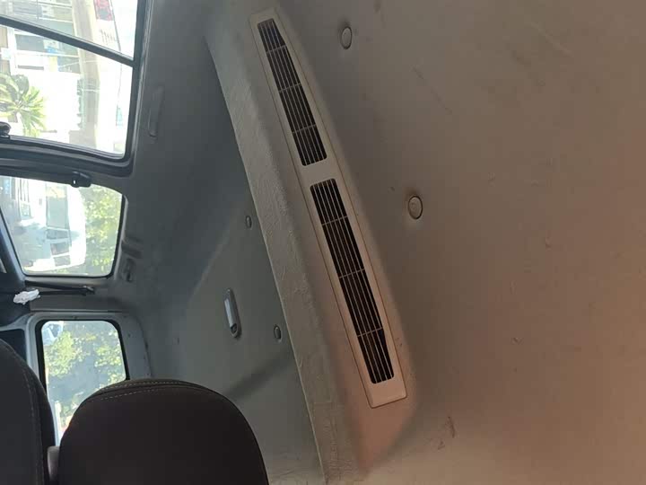 Фото 9 - Dongfeng Forthing Lingzhi M5 EV