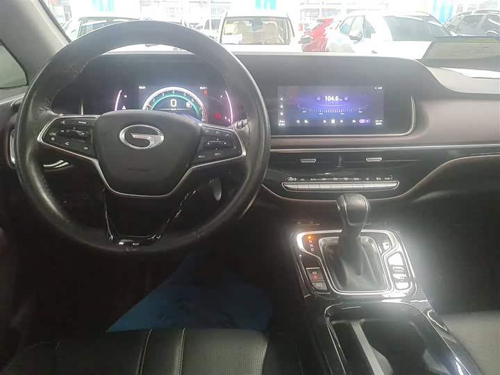 Фото 11 - GAC Trumpchi M6