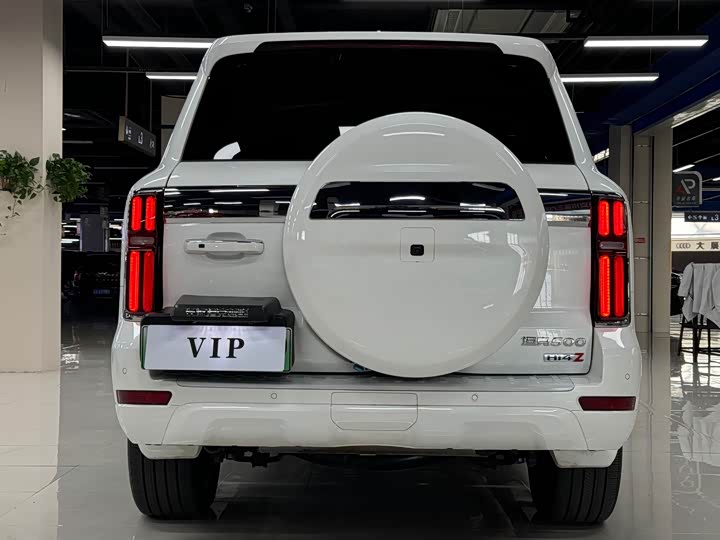 Фото 6 - Tank 500 Hybrid