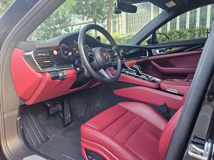 Фото 6 - Porsche Panamera