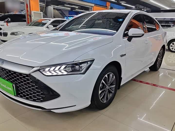 Фото 1 - BYD Qin Plus