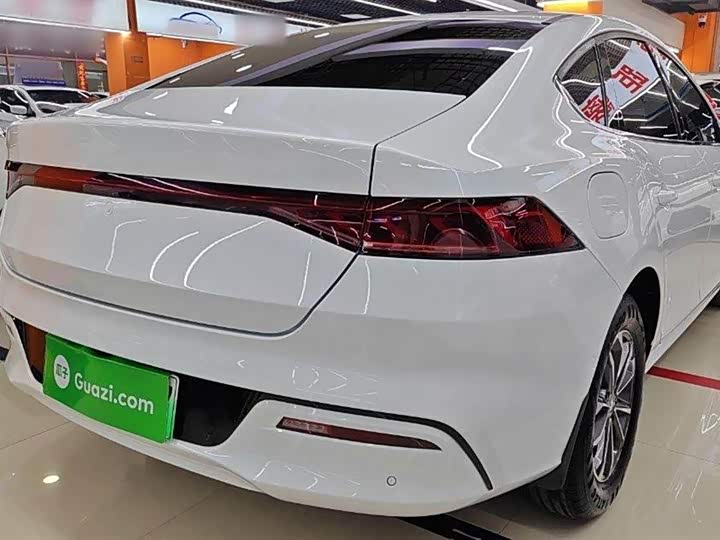 Фото 6 - BYD Qin Plus