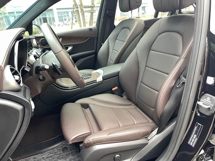 Фото 14 - Mercedes-Benz GLC-Class