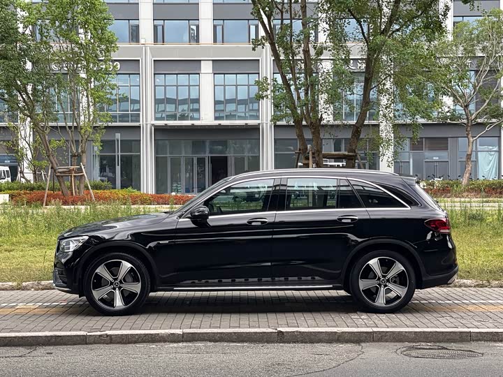 Фото 3 - Mercedes-Benz GLC-Class